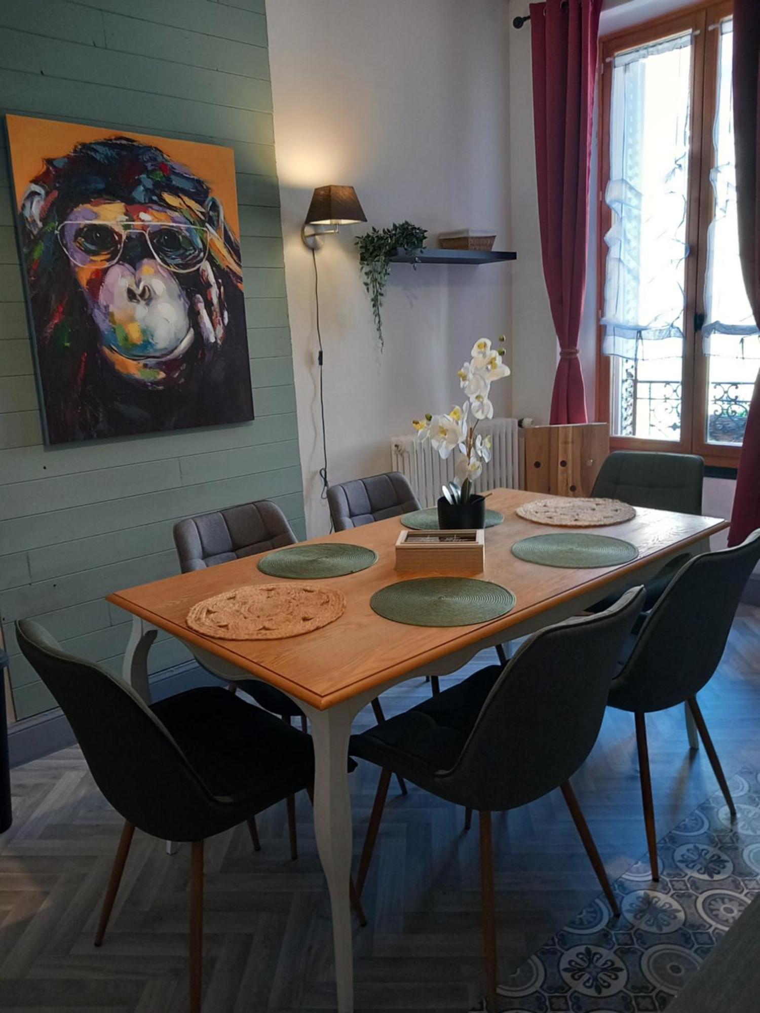 Les Loges Du Theatre Degustation Champagne Offerte Jacuzzi Sauna Jeux Velos Maison Prive 150M2 Historique 14Pers Max Emplacement Exceptionnel Et Chic, 200M De L'Avenue De Champagne, Gare, Musee, Jardins, Restaurations, Toutes Commodites Эперне Экстерьер фото